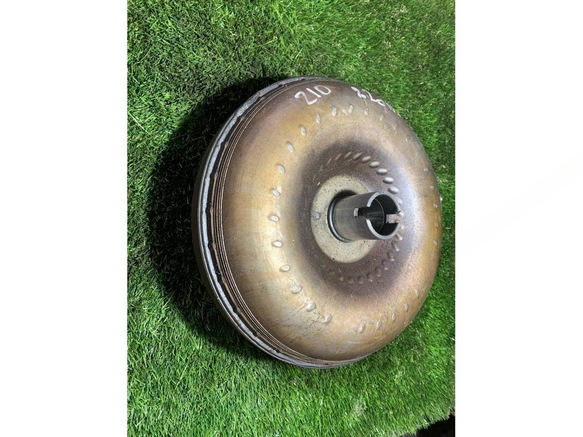 Новое BMW X5 G05 W210, 1999 г., OEM 6876654, арт. 2050