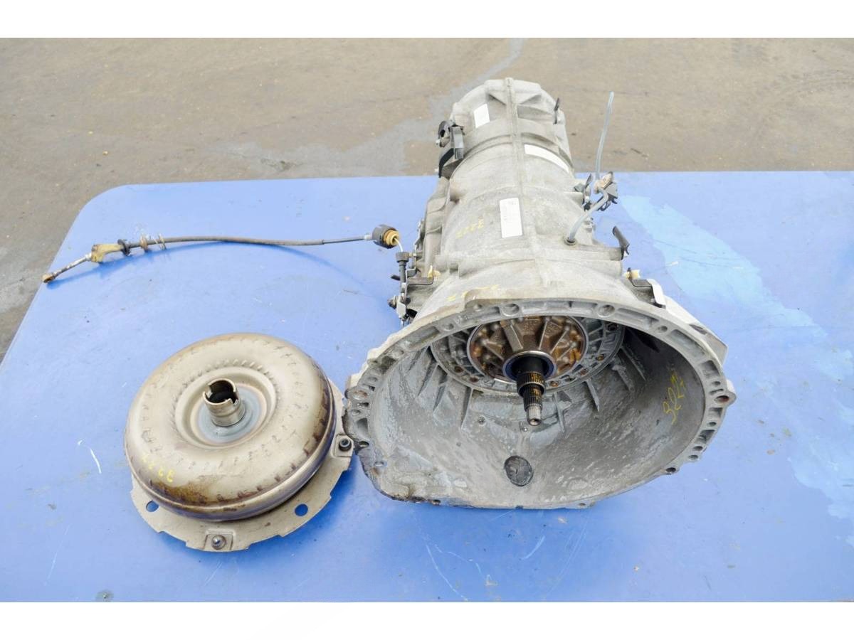 Новое Ford Focus L319, 2009 г., OEM LR043927, арт. 67717