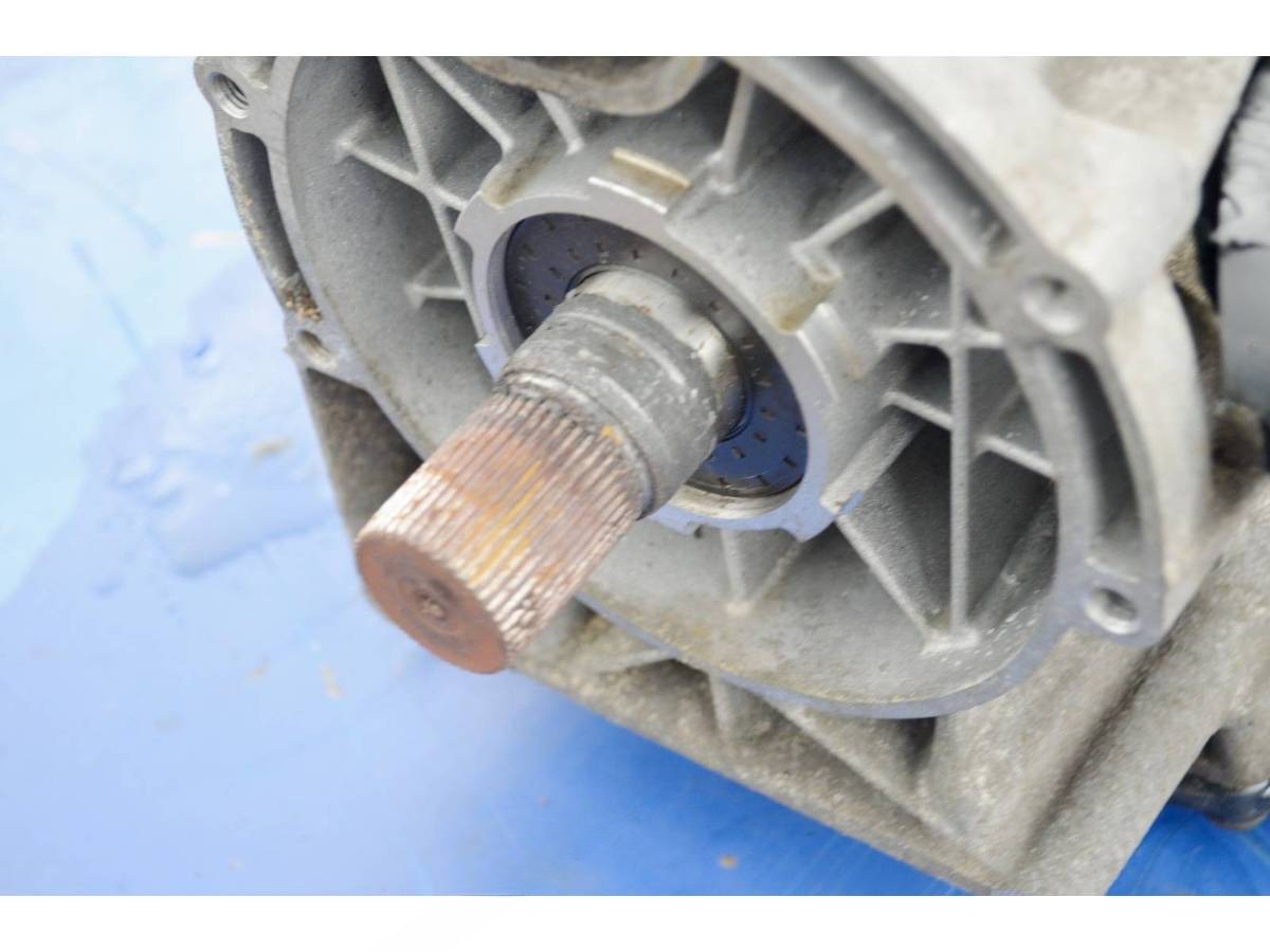 Новое Ford Focus L319, 2009 г., OEM LR043927, арт. 67717, фото 8