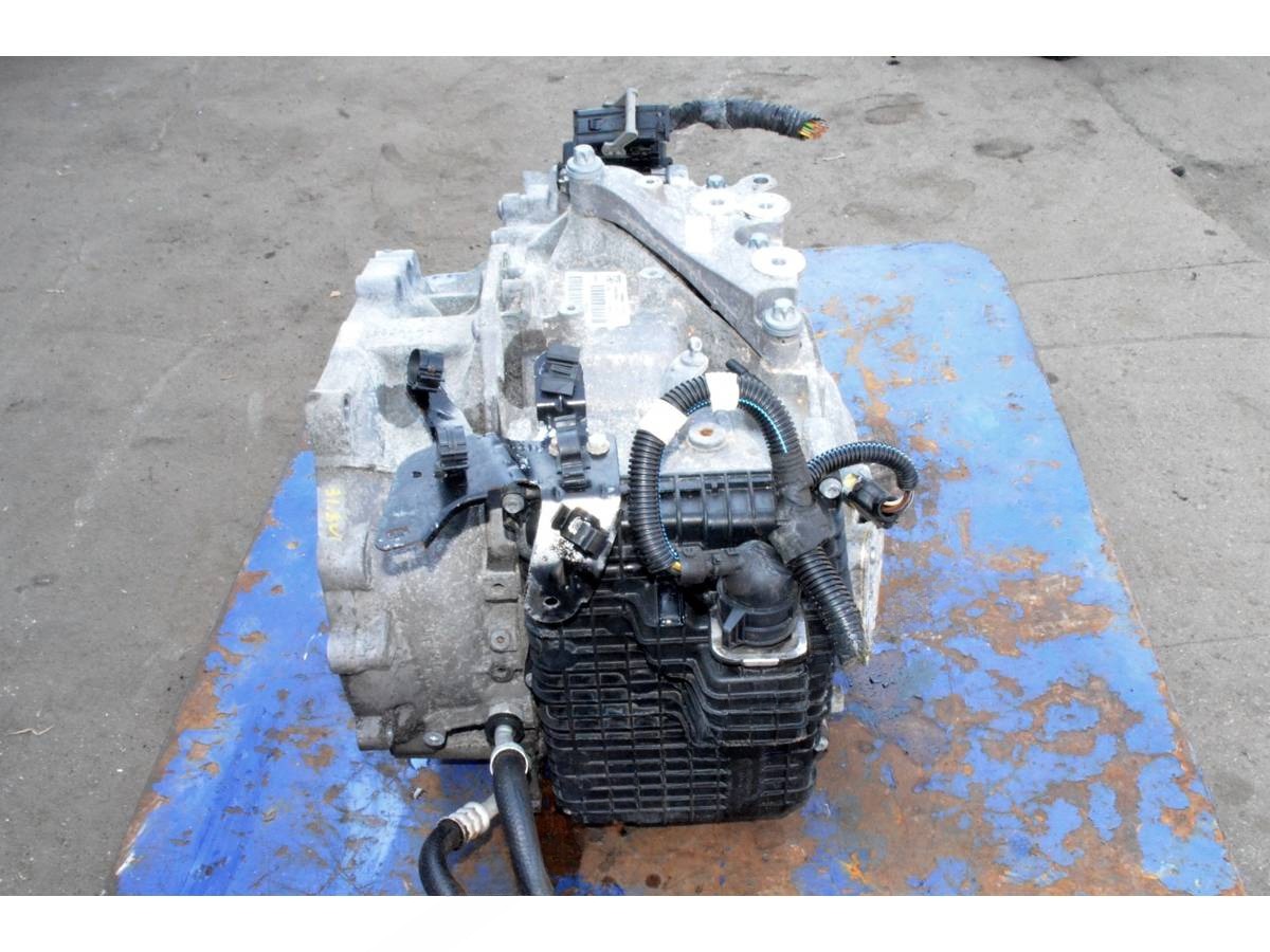 Новое Renault Logan, 2014 г., OEM 6001547673, арт. 99000, фото 10