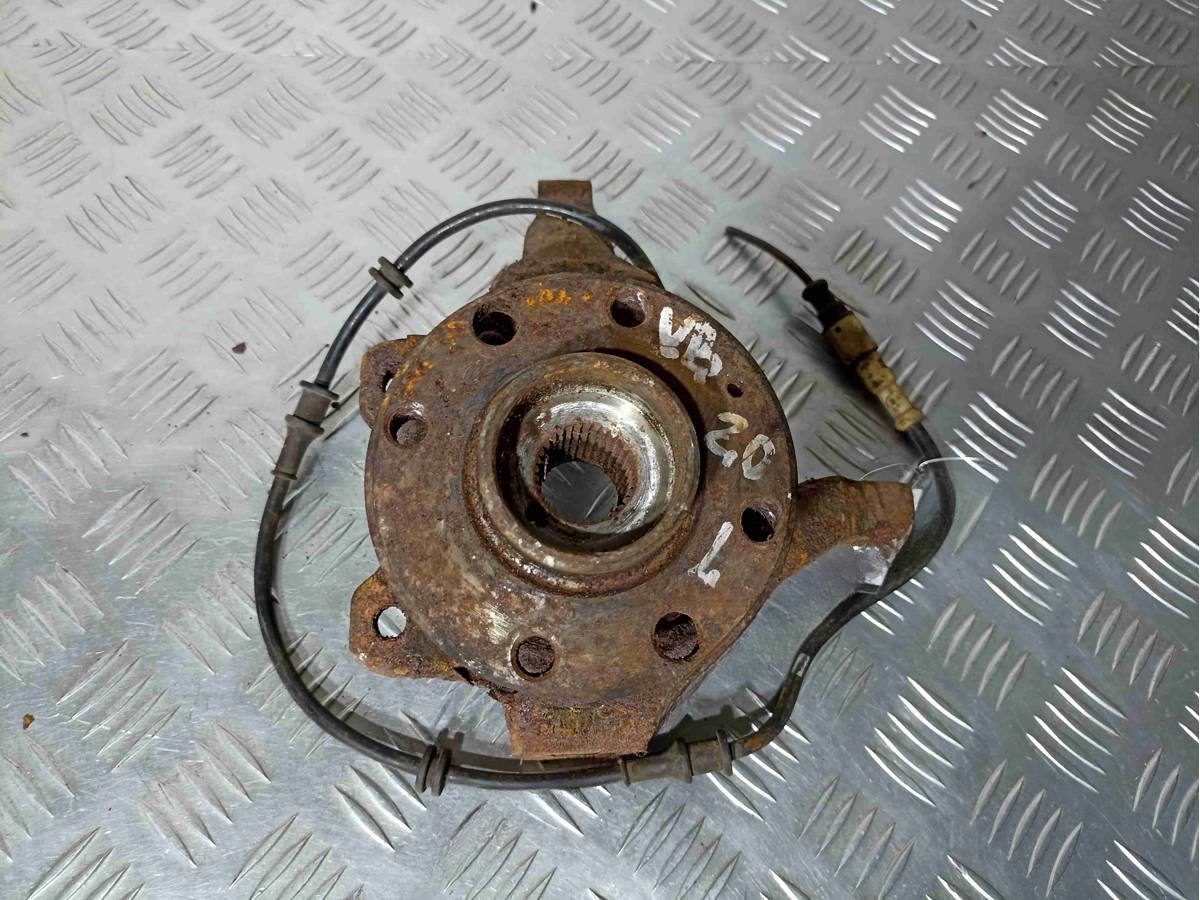Поворотный кулак левый Volkswagen Caravelle, 1998 г., OEM 2q0959655an, арт. 015339