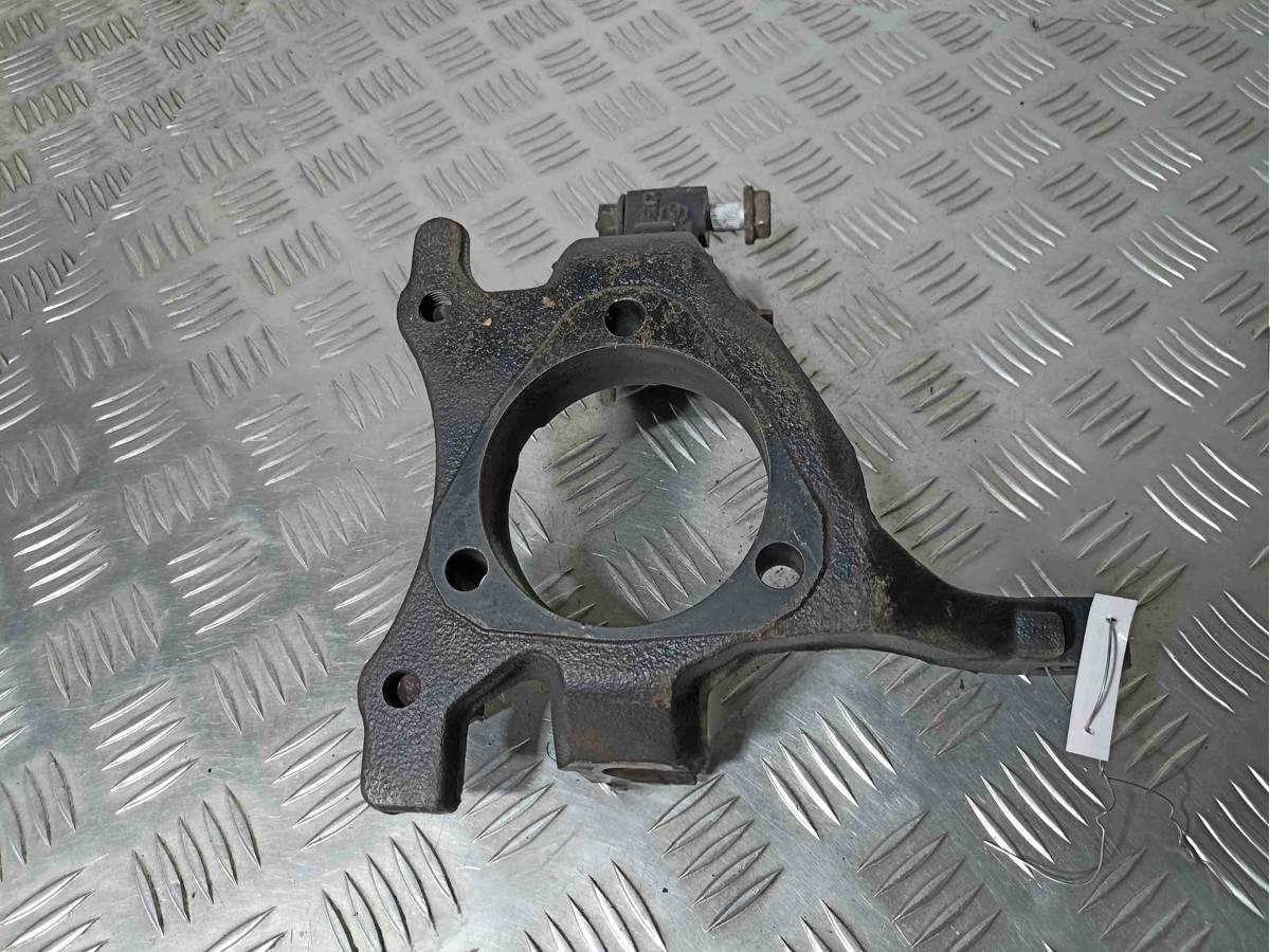 Поворотный кулак левый Opel Zafira, 2003 г., OEM 13156047, арт. 024116