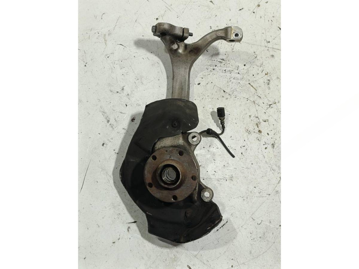 Поворотный кулак левый Audi A6, 2006 г., OEM R4F0257, арт. 122063