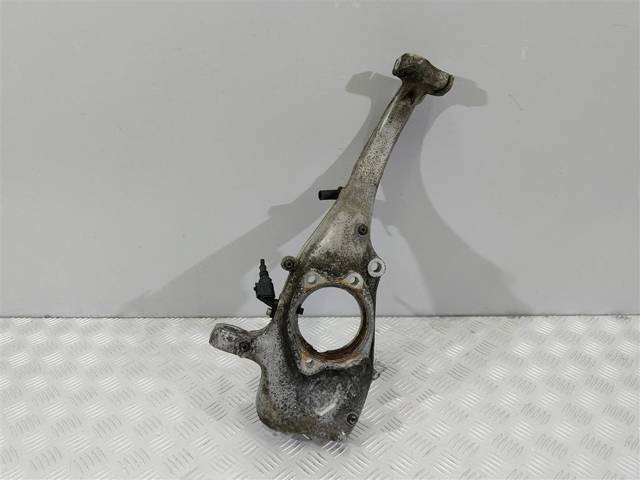 Поворотный кулак левый Audi A6 C7, 2010 г., OEM 8K0407257AA, арт. 19436