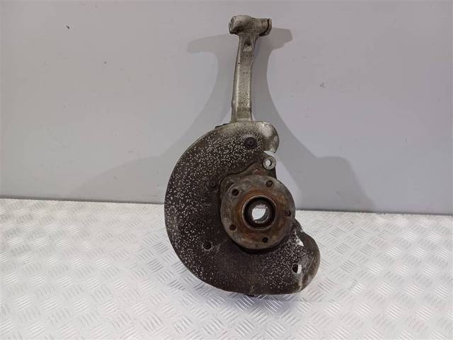 Поворотный кулак левый Ford Escape A6, 2014 г., OEM 8K0407257AA, арт. 27108