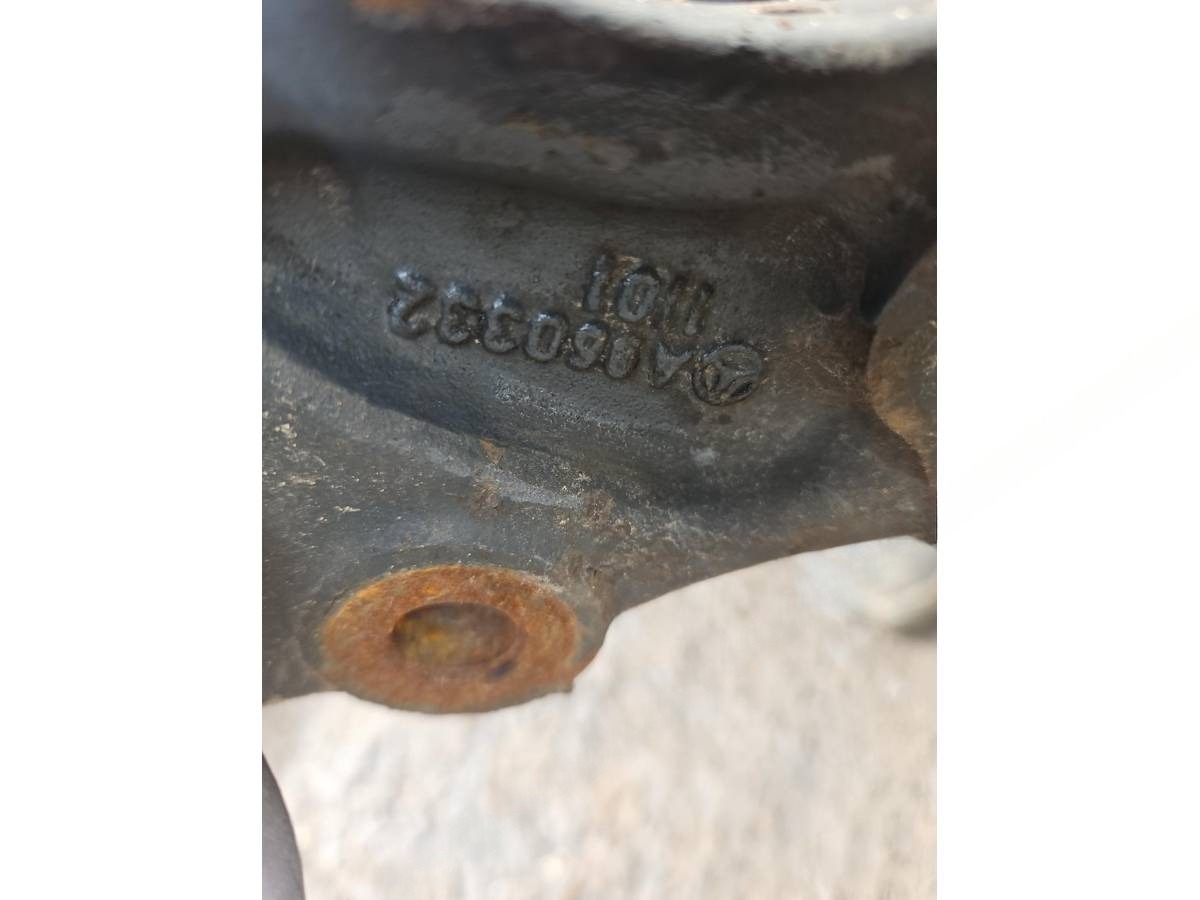Поворотный кулак левый Mercedes Actros, 2015 г., OEM A9603321101, арт. 2840165123958, фото 3