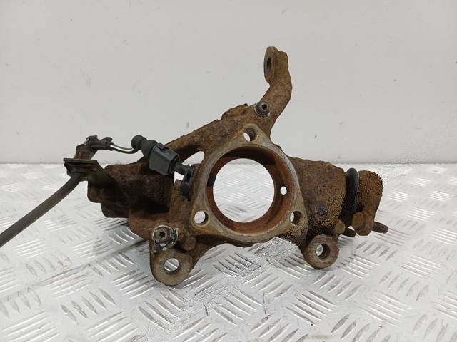 Поворотный кулак левый Volkswagen Golf, 2012 г., OEM 5WA407255, арт. 32170