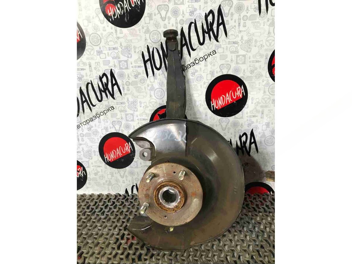 Поворотный кулак левый Honda Accord, 2003 г., арт. 4046-8951758-00303