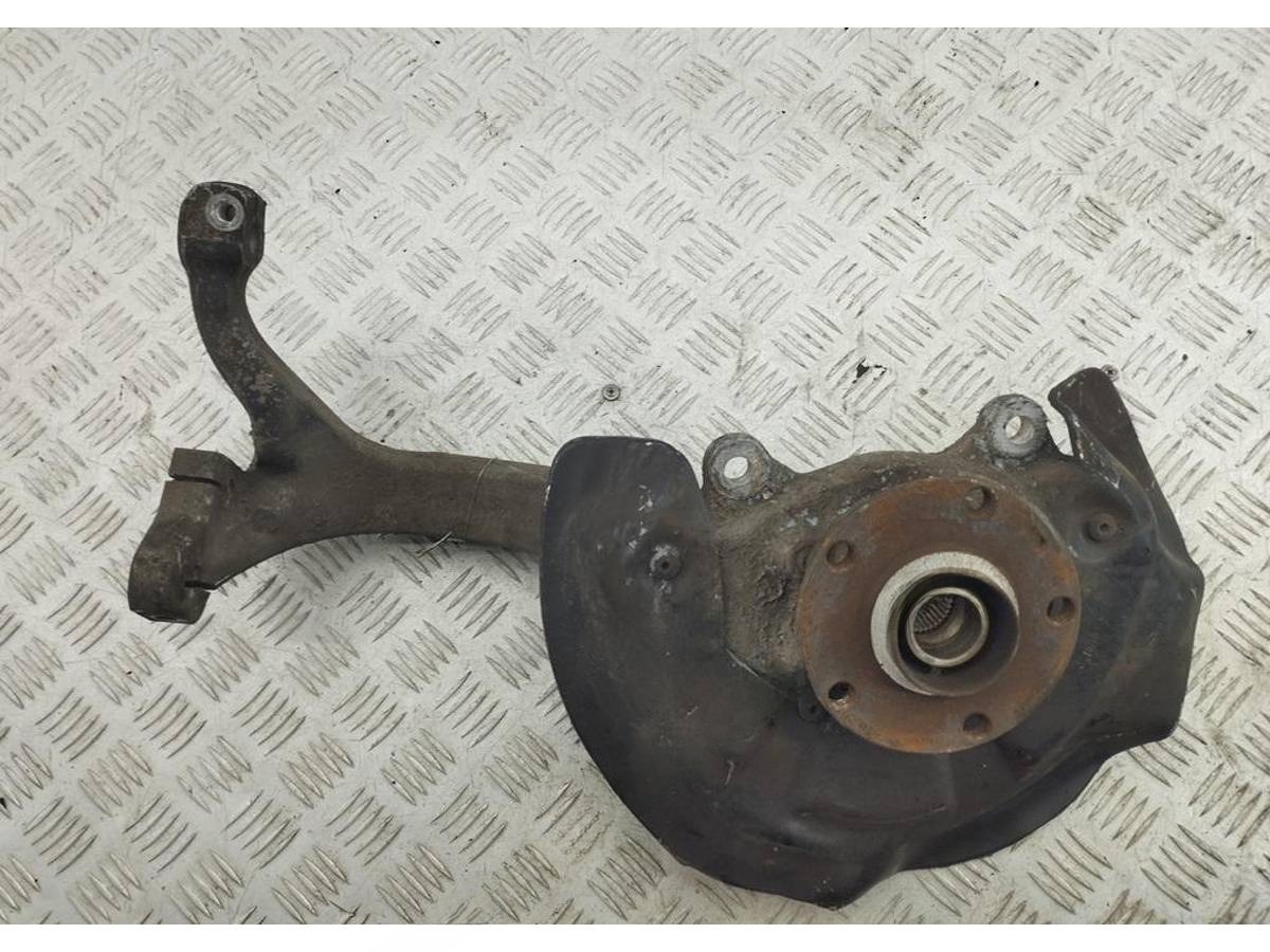 Поворотный кулак левый Audi A6 C6, 2004 г., арт. 54701609