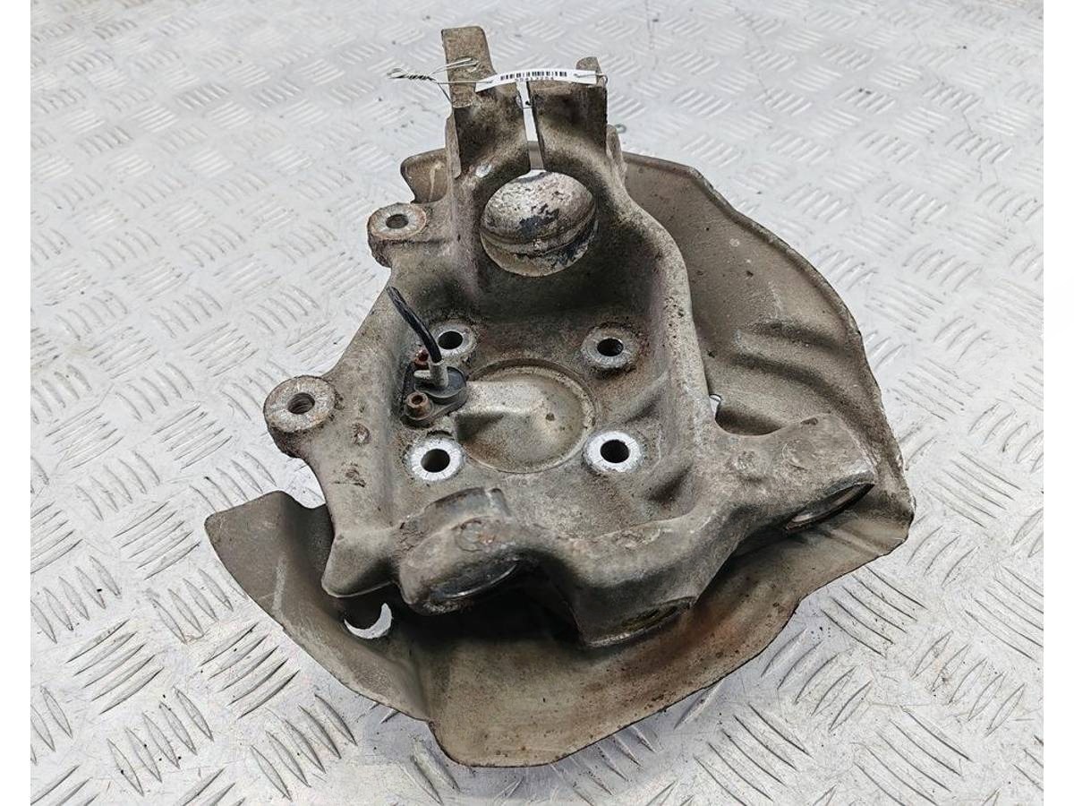 Поворотный кулак левый BMW E39, 1995 г., арт. 55413254