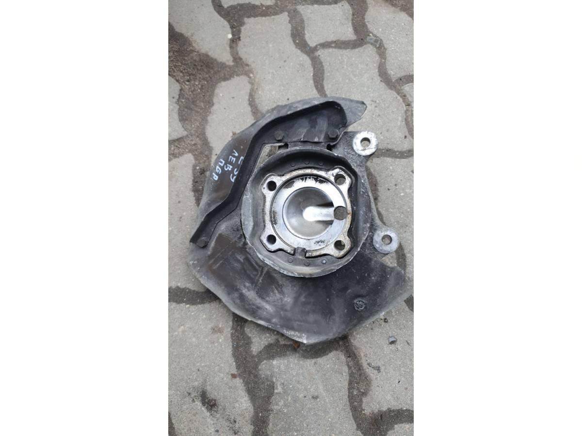 Поворотный кулак левый BMW E39, 2001 г., арт. 59057023