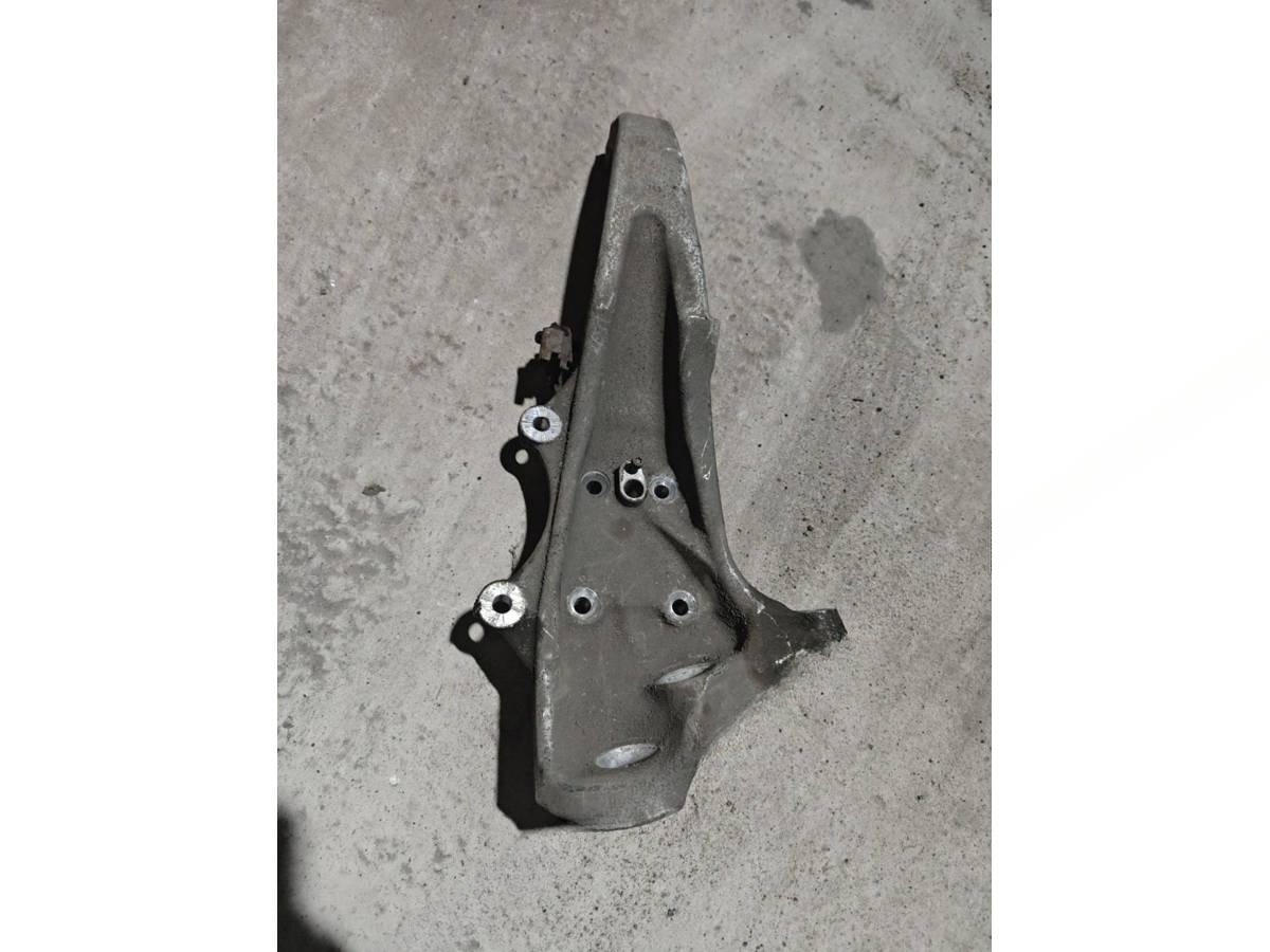 Поворотный кулак левый BMW F10/F11/GT F07, 2014 г., арт. 59067675, фото 2