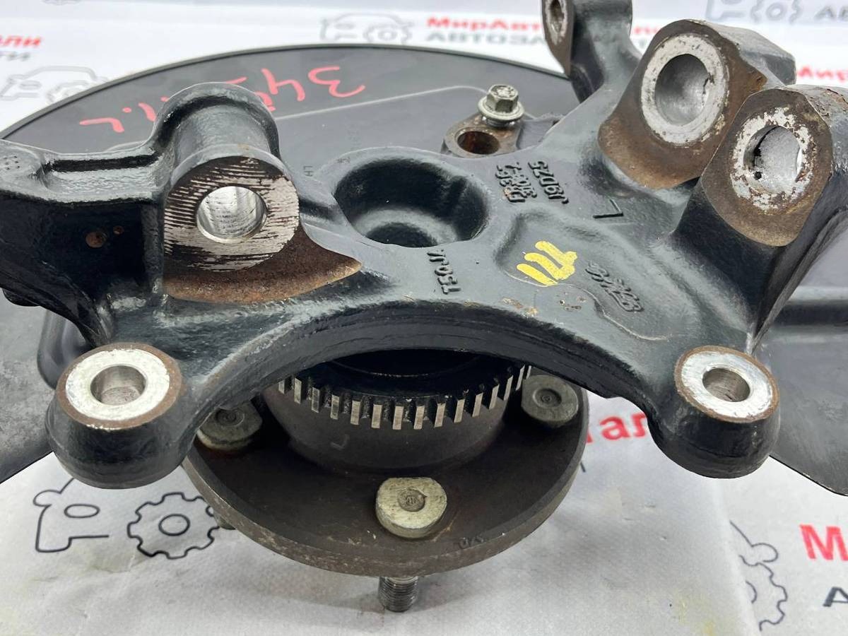 Поворотный кулак левый Ford Mustang, 2020 г., OEM FR3C3108A, арт. 97151597, фото 5
