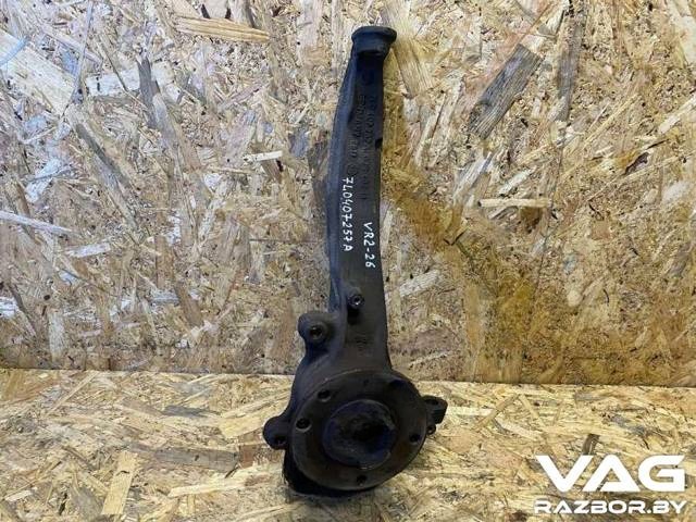 Поворотный кулак левый Porsche Cayenne, 2008 г., OEM 7L0407257A, арт. BVR2-26-1