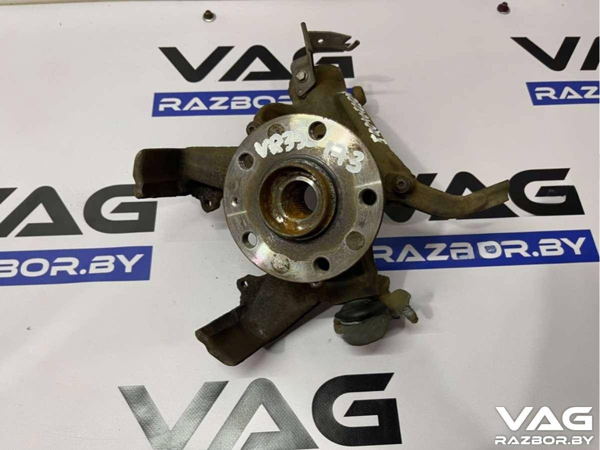 Поворотный кулак левый Volkswagen Golf, 2015 г., OEM 5Q0407255N, арт. BVR39-173