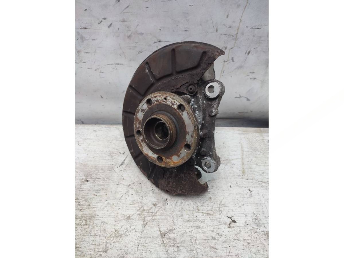 Поворотный кулак правый Volkswagen Passat B6, 2009 г., арт. 101788631