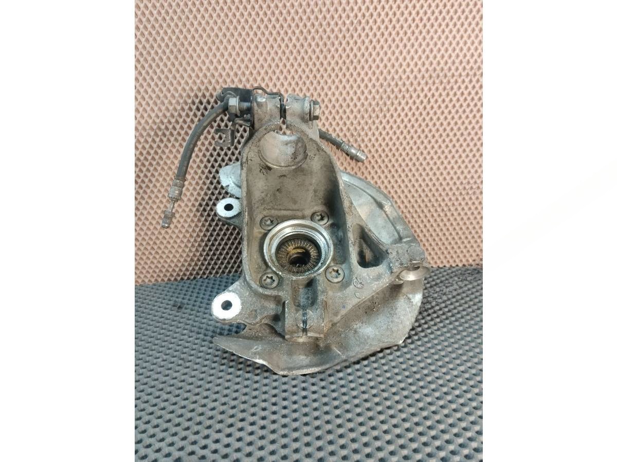Поворотный кулак правый Mini Cooper, 2019 г., OEM 6870832, арт. 114363367
