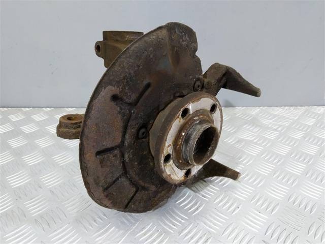 Поворотный кулак правый Opel Vectra, 2012 г., OEM 55353806, арт. 16261