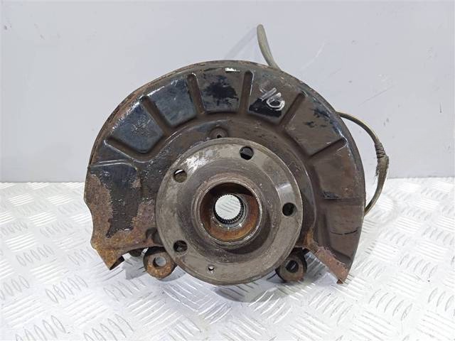 Поворотный кулак правый Skoda Superb, 2013 г., OEM 1, арт. 26650