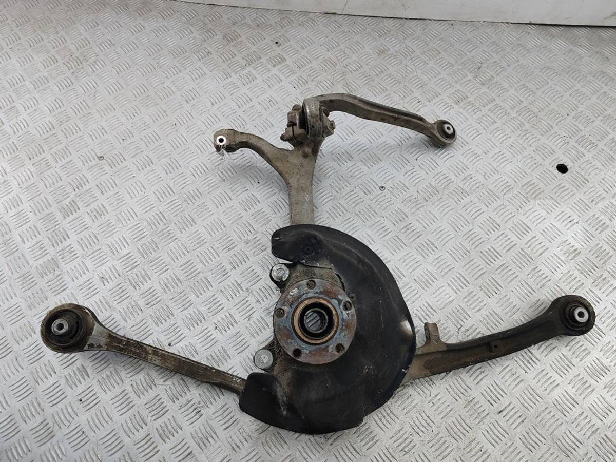 Поворотный кулак правый Audi A6 C6, 2004 г., OEM 4F0258, арт. 55321389