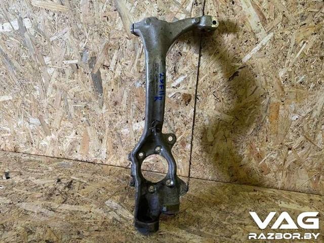 Поворотный кулак правый Audi A8 D3, 2005 г., OEM 4E0407258M, арт. B32313621