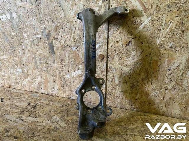 Поворотный кулак правый Audi A8 D3, 2006 г., OEM 4E0407258M, арт. B32314800