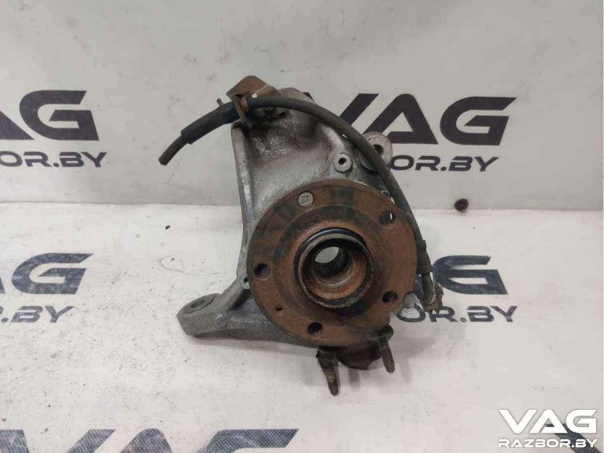 Поворотный кулак правый Volkswagen Passat CC, 2014 г., арт. B34169447