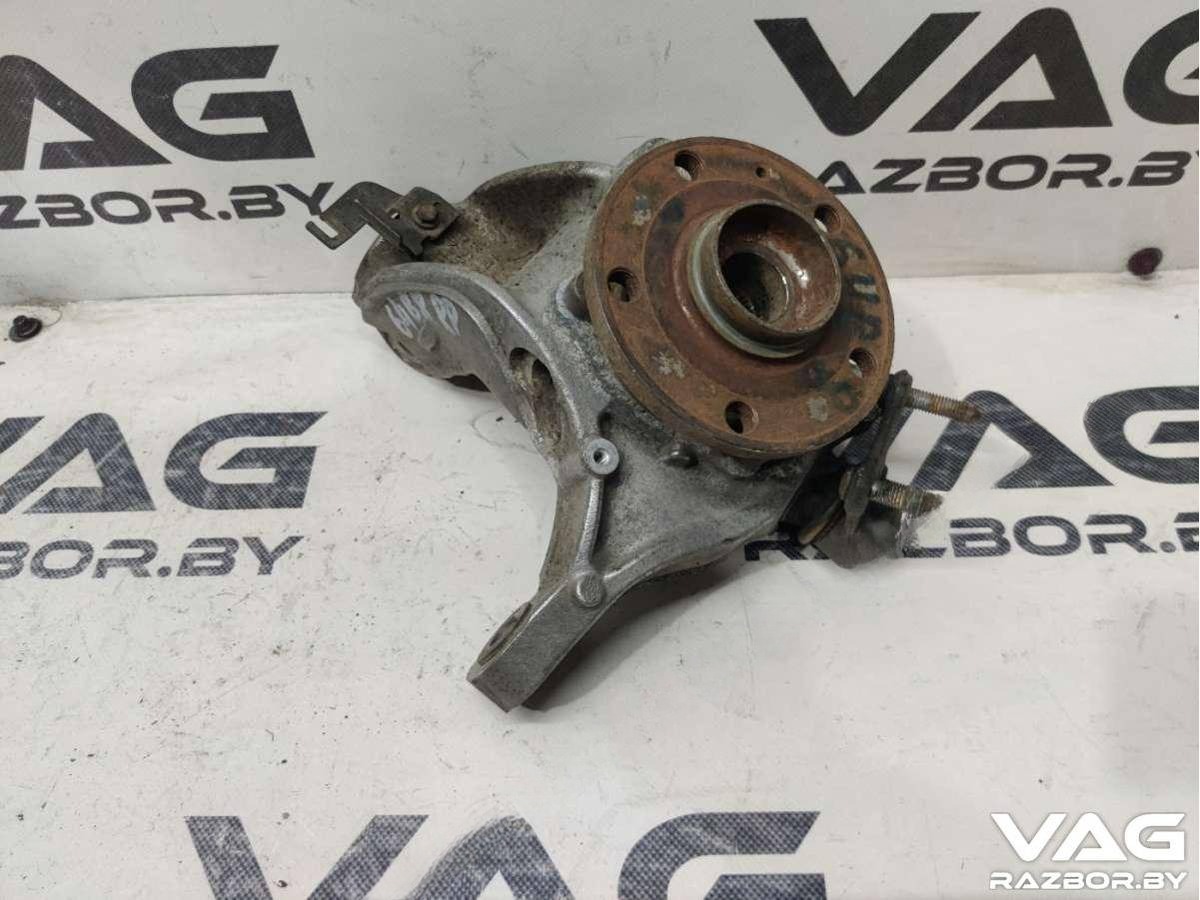 Поворотный кулак правый Volkswagen Passat B6, 2008 г., арт. B43991928