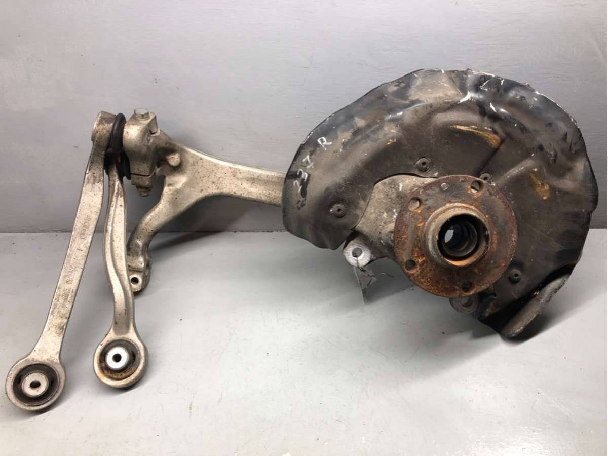 Поворотный кулак правый Audi A6 C6, 2005 г., OEM 4F0407242E, арт. B57263408_2