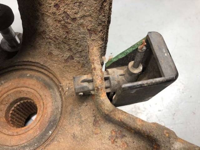Поворотный кулак правый Peugeot 206, 2006 г., OEM 364776, арт. B57263749_2, фото 4