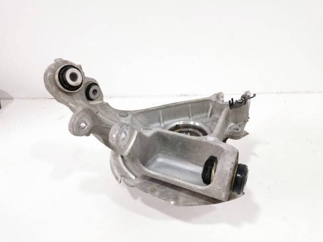 Кулак задний левый Land-Rover Range Rover Sport, 2020 г., OEM LR098782, арт. 00003935