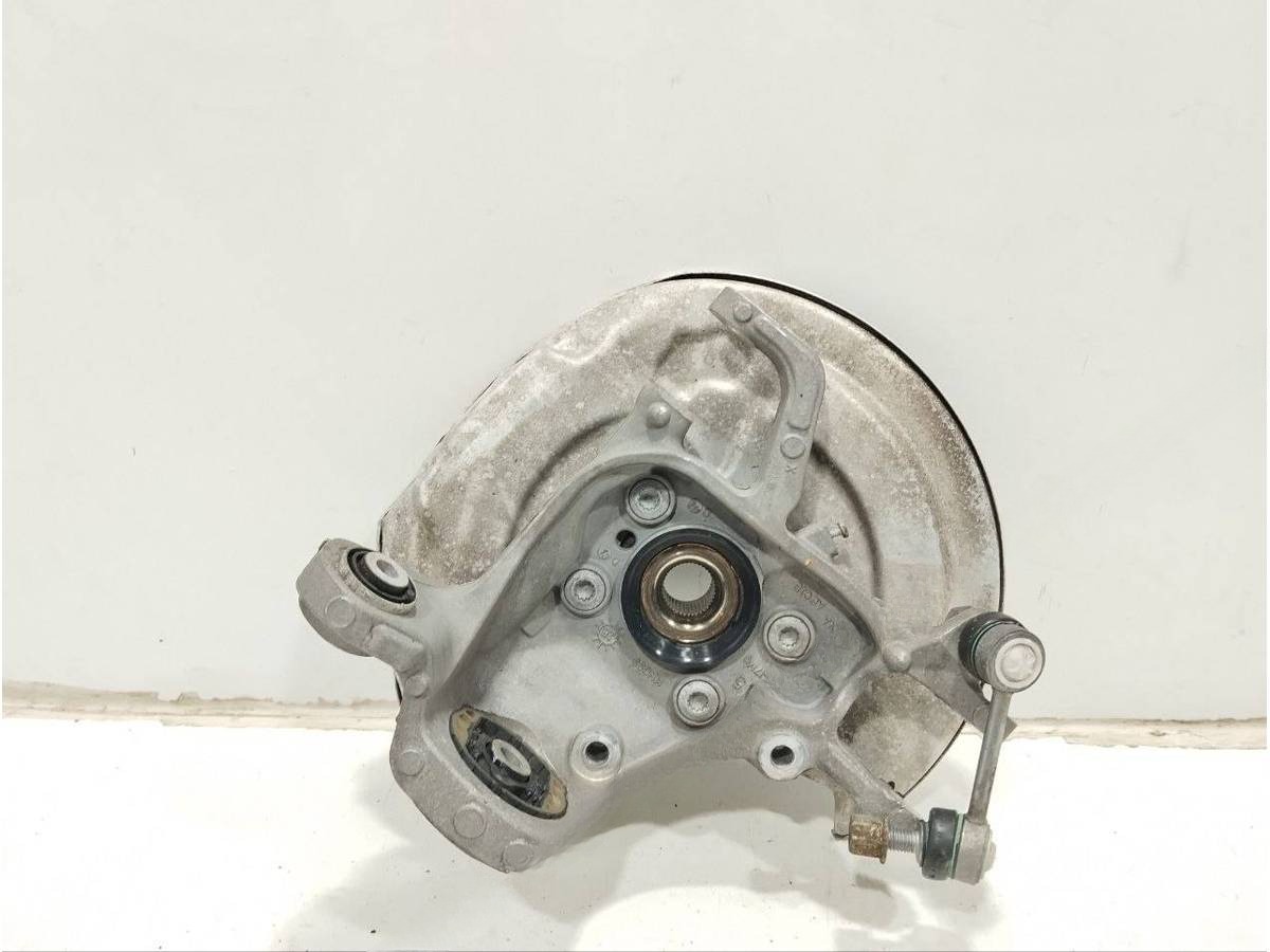 Кулак задний левый Volvo XC90, 2019 г., OEM 31658319, арт. 00012901