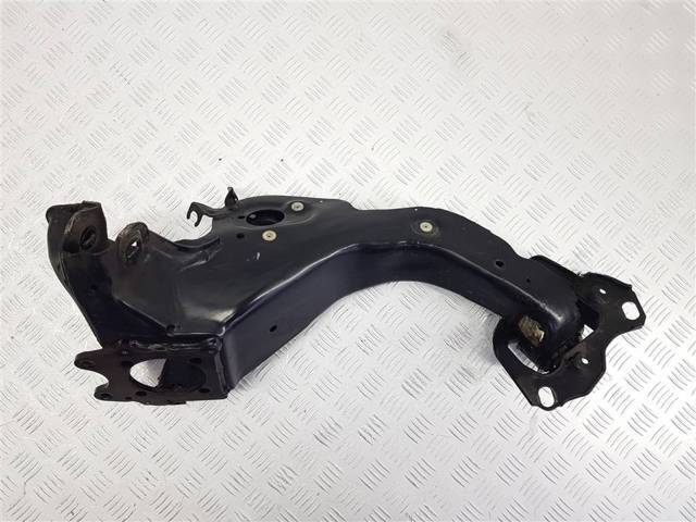 Кулак задний левый BMW X1 F48 2 ( - ), 2015 г., OEM 6851579, арт. 103326