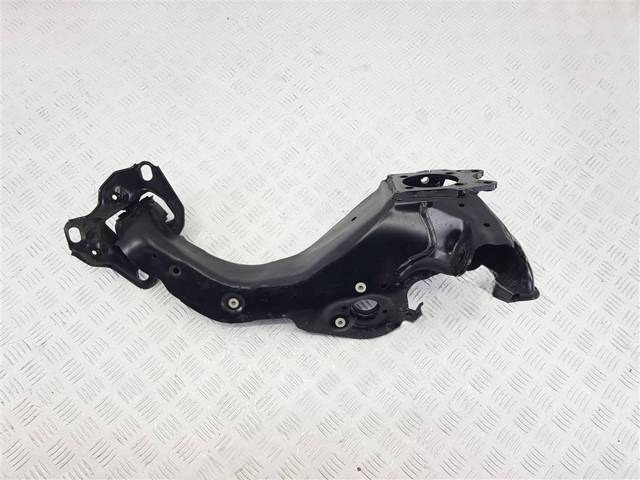 Кулак задний левый BMW F44, 2019 г., OEM 8842879, арт. 104365