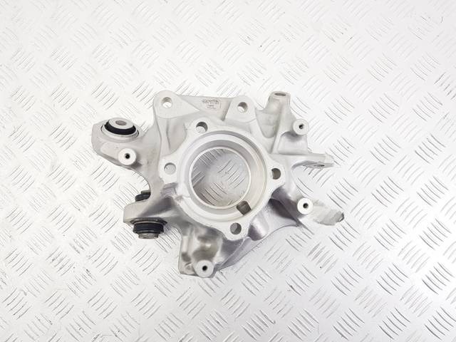 Кулак задний левый BMW X4 G02, 2018 г., OEM 6879751, арт. 115043