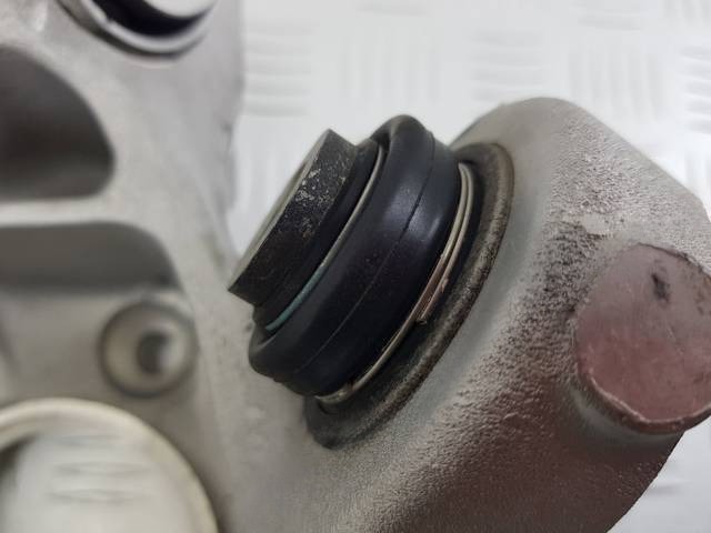 Кулак задний левый BMW X4 G02, 2018 г., OEM 6879751, арт. 115043, фото 4