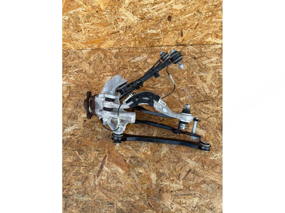 Кулак задний левый BMW G11/G12, 2019 г., OEM 6861135, арт. 1205961349