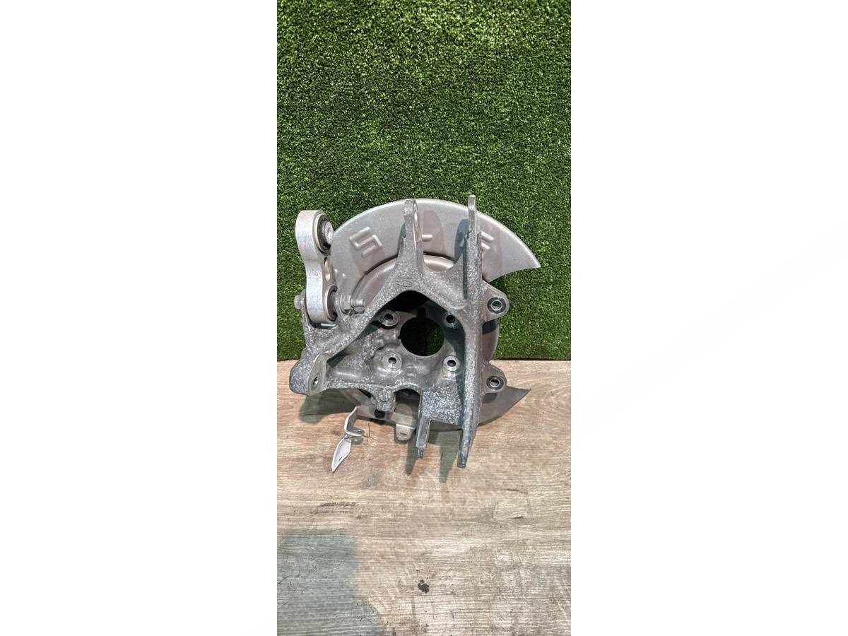 Кулак задний левый BMW E39, 2017 г., OEM Lsg1424536s, арт. 15985