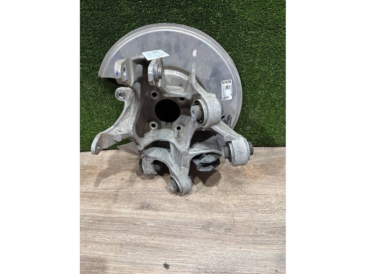 Кулак задний левый Mercedes C, 2022 г., OEM A0044661301, арт. 17957