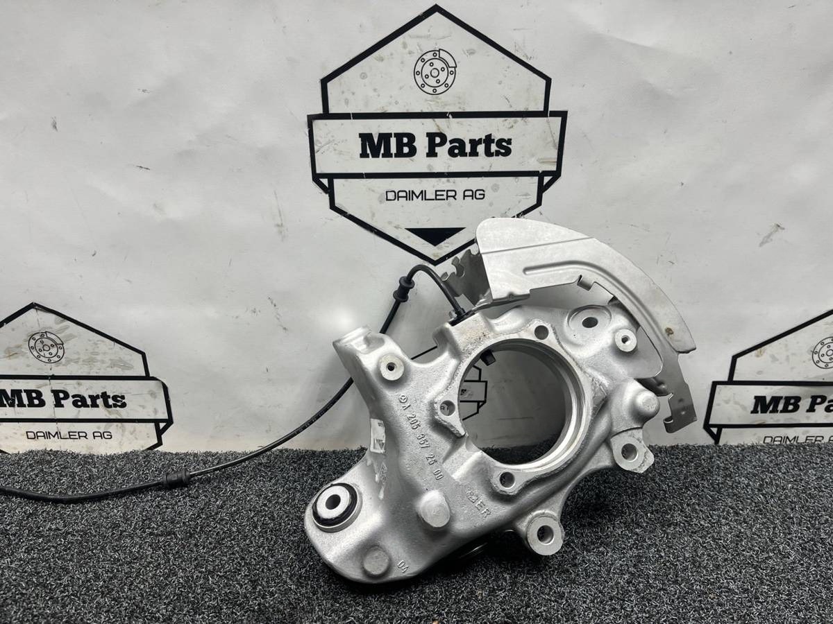 Кулак задний левый BMW E46 W205, 2014 г., OEM 5989070141, арт. 1923