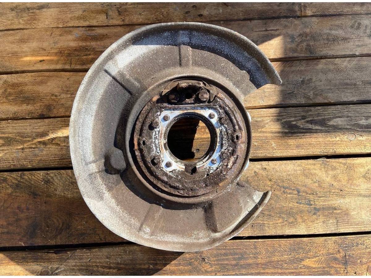 Кулак задний левый BMW E36, 2009 г., OEM 61358387529, арт. 21968