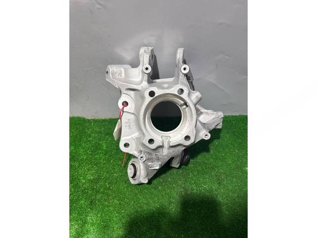 Кулак задний левый Mercedes C W203 G32, 2018 г., OEM A6460700101, арт. 4388
