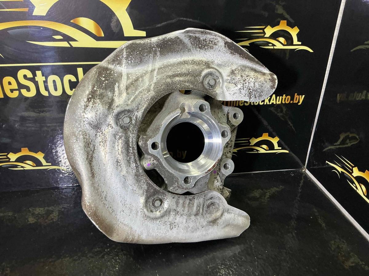 Кулак задний левый BMW X3 G01, 2018 г., OEM 6871029, арт. 4595