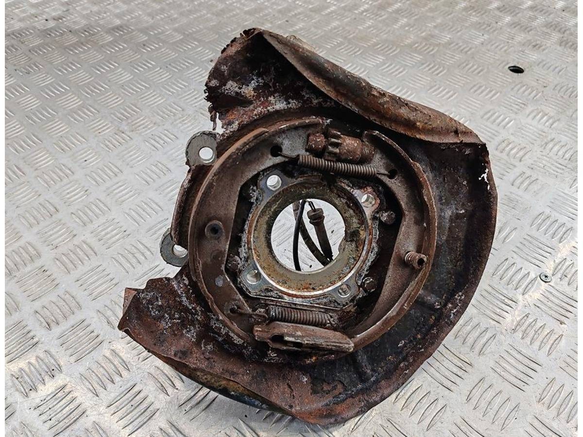 Кулак задний левый BMW E39, 1995 г., арт. 55217551