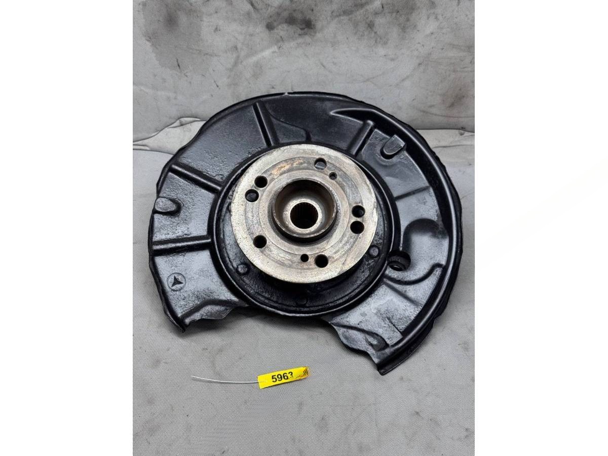 Кулак задний левый Mercedes E W220, 2000 г., OEM a2116306, арт. 5963