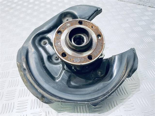 Кулак задний левый Audi Q3, 2011 г., OEM 5N0615611D, арт. 6939