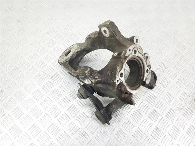 Кулак задний левый Mercedes C W204 X5, 2013 г., OEM A0002020019, арт. 82595