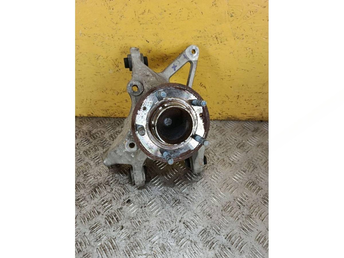 Кулак задний левый Chevrolet Equinox, 2020 г., OEM 84034300, арт. 84089456