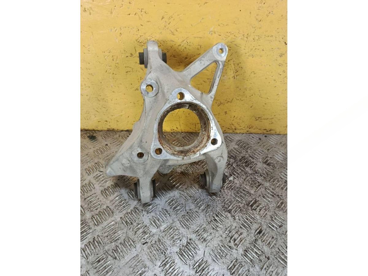 Кулак задний левый Chevrolet Equinox, 2020 г., арт. 84089477