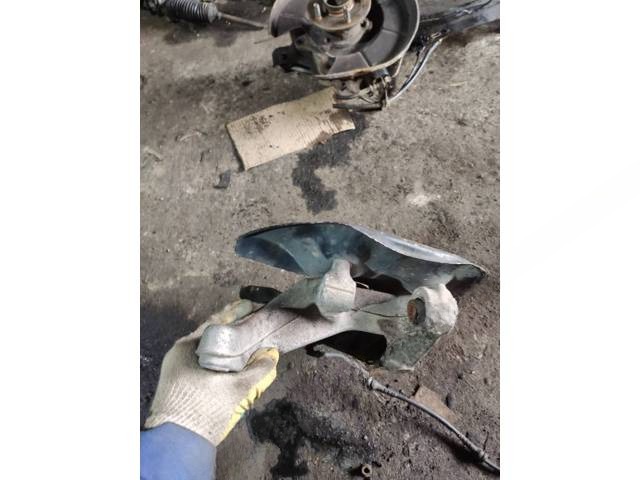 Кулак задний левый Volkswagen Passat B6, 2006 г., арт. 94822457, фото 4